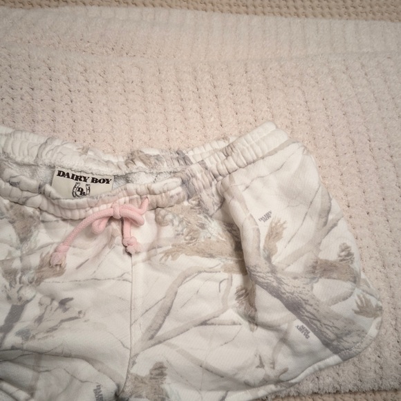 Dairy Boy Women's camo Shorts - White and Pink - Picture 2 of 7